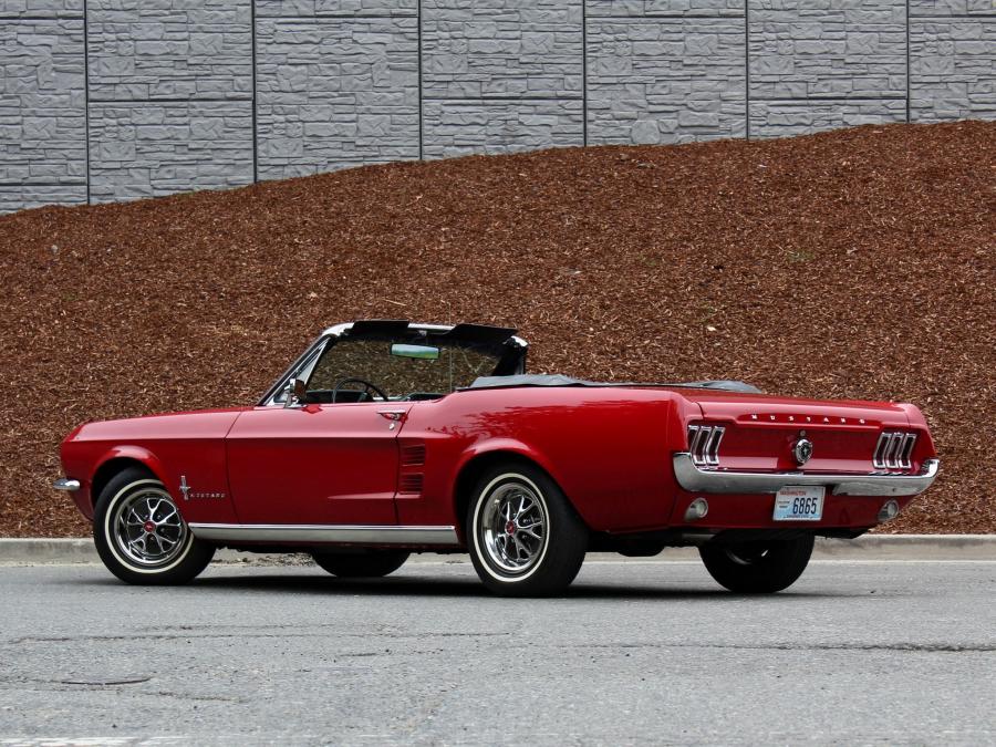  Ford Mustang Convertible 1967 года  (фото 17 из 44)